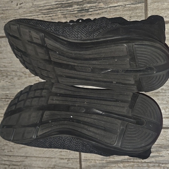 Puma Men's Black Athletic Sneakers - Picture 5 of 6